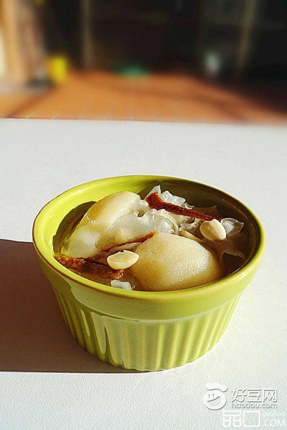 冰糖陈皮煲雪耳