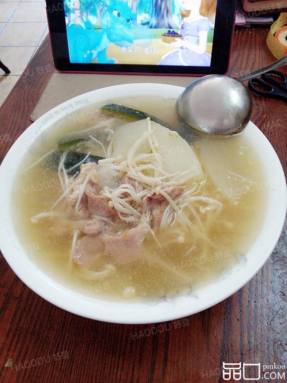 冬瓜金针菇肉片汤
