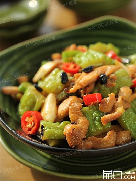 豉椒苦瓜炒鸡肉#多效