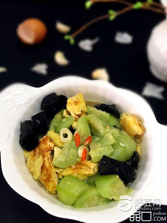 丝瓜木耳炒鸡蛋