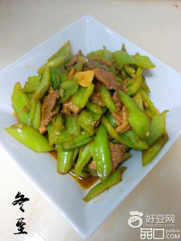 尖椒炒肉片