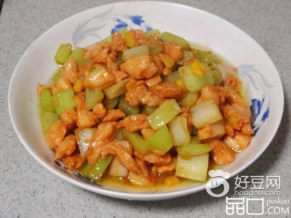 西芹奥尔良鸡丁
