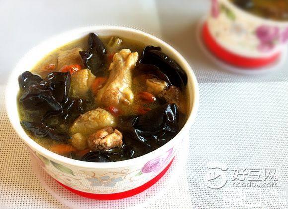 木耳鸡汤