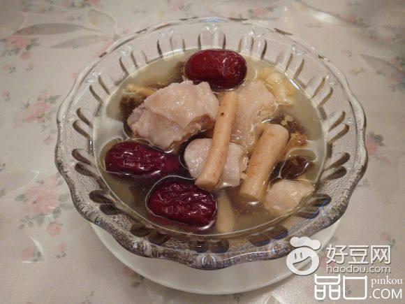 党参百合红枣鸡汤