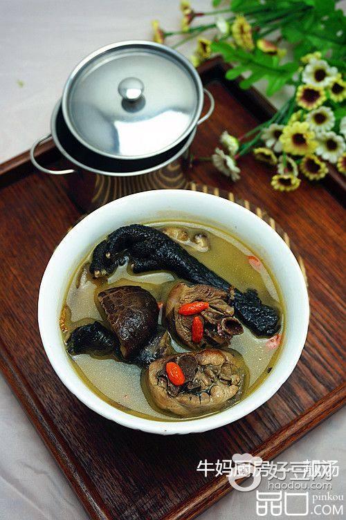 花菇乌鸡汤