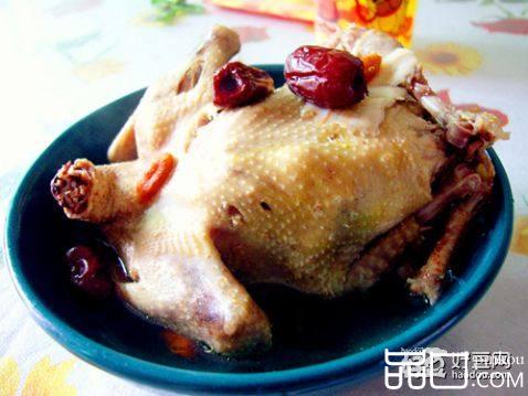 药膳炖鸽子