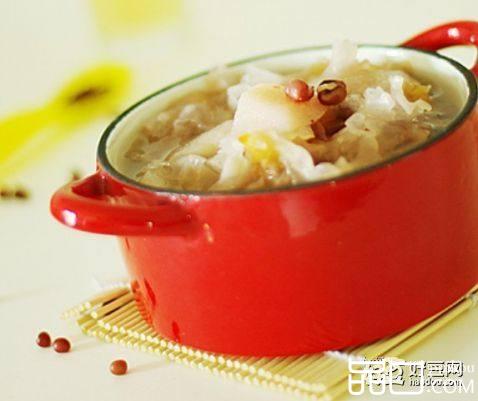 五指毛桃煲银耳