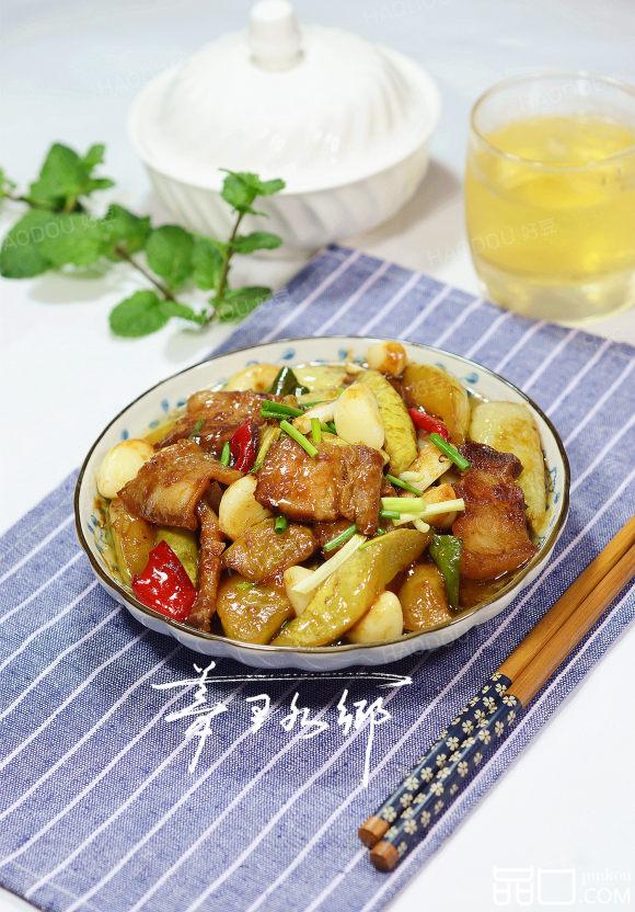 回锅肉烧黄瓜