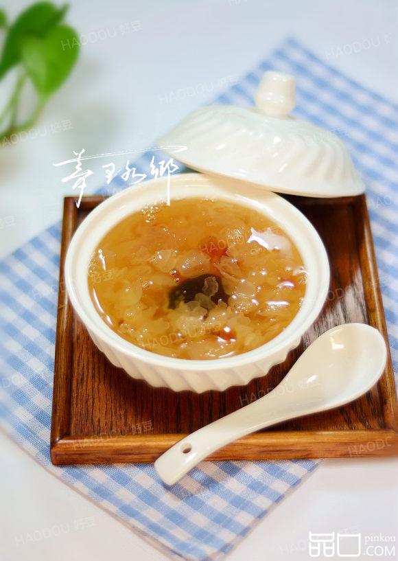 皂角米桃胶银耳汤
