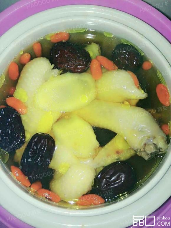 鲜石斛花旗参炖鸡汤