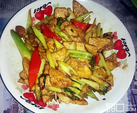 芹菜炒豆腐