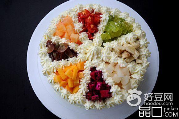 彩色水果蛋糕