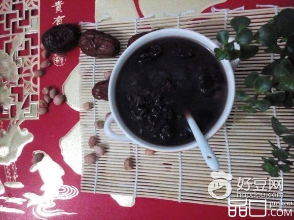 花生红枣黑米粥