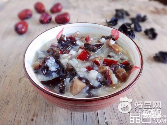 红枣木耳粥