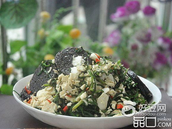 韭菜蛋白炒血粑