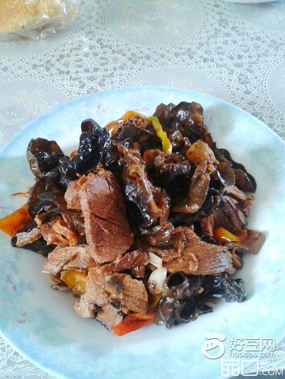 牛肉炒木耳