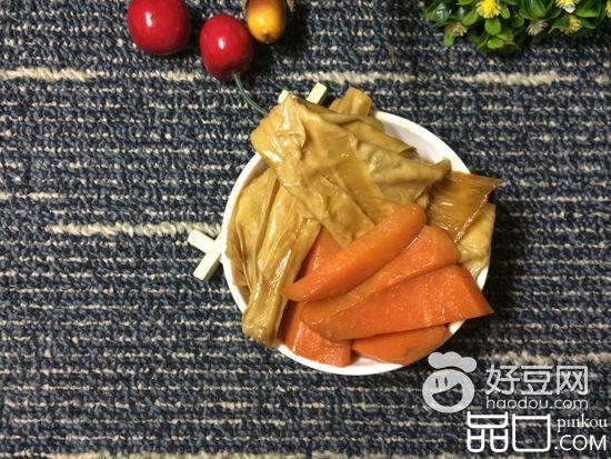 胡萝卜炒腐竹