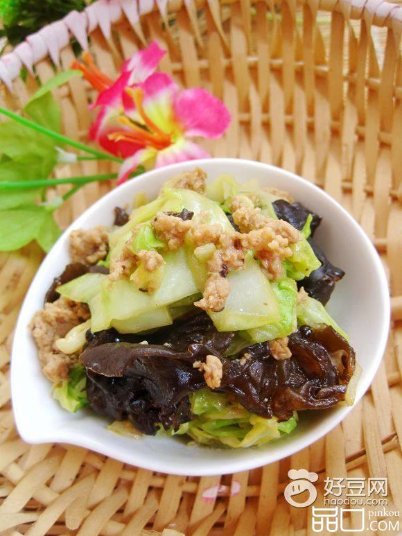 包菜炒木耳