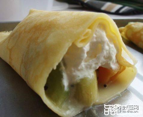 奶油果肉蛋卷