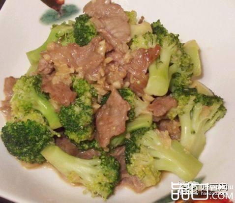 蒜蓉肉片炒西兰花