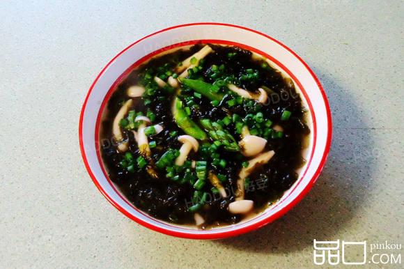 紫菜芦芛白玉菇汤