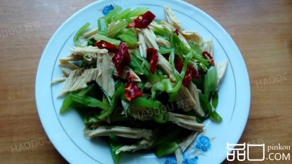 腐竹拌芹菜＃多效护理