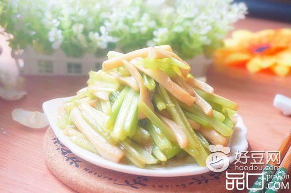 杏鲍菇炒芹菜