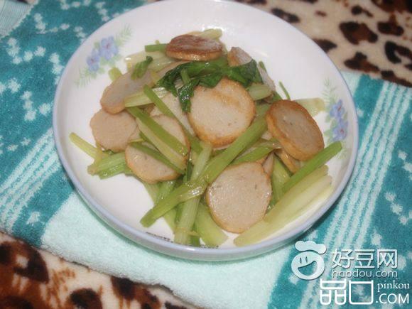 芹菜炒鱼丸片