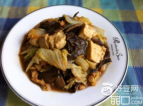 白菜豆腐榛蘑炒肉