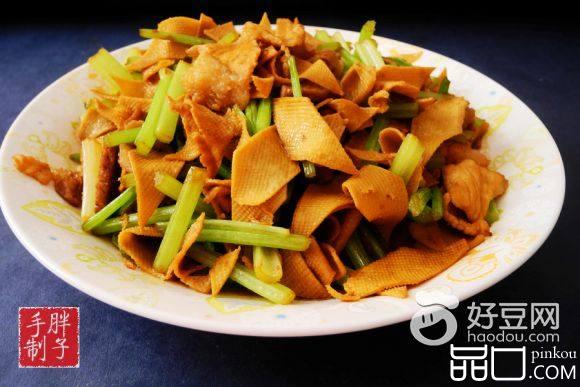 西芹豆干炒肉片
