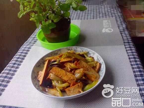 豆干炒芹菜