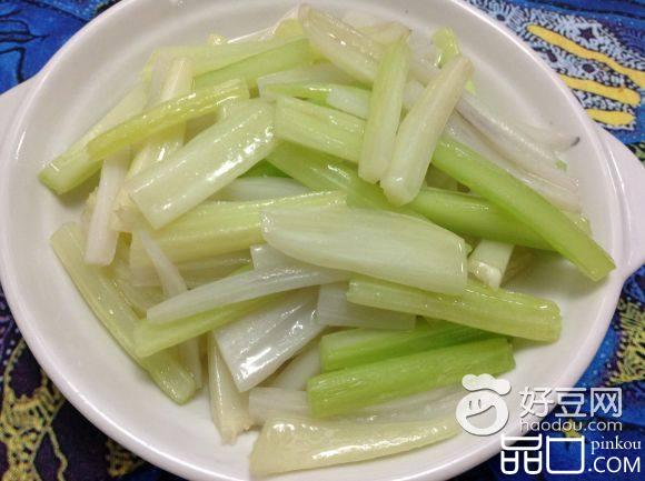 西芹炒莲藕