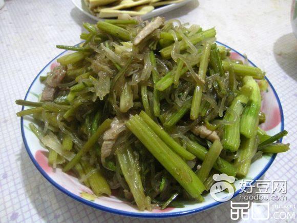芹菜肉片炒粉条