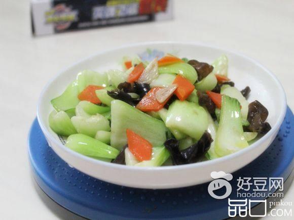 木耳炒青菜