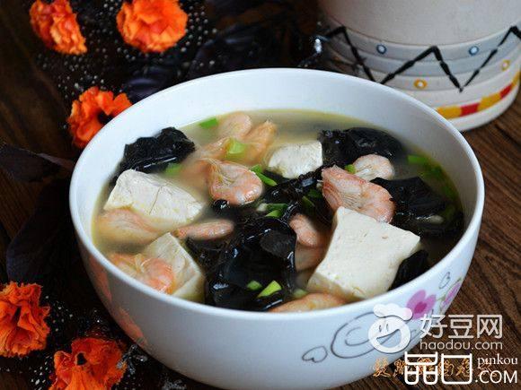 黑木耳豆腐鲜虾汤