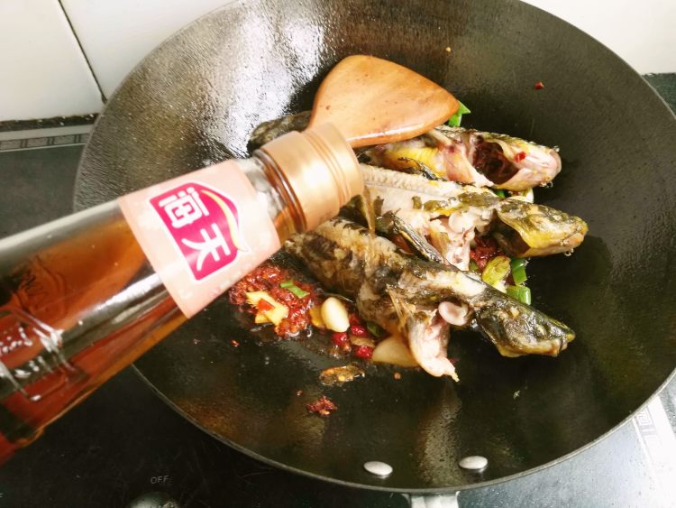 嘎丫鱼炖豆腐步骤8