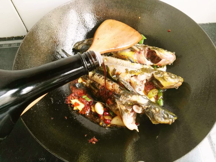 嘎丫鱼炖豆腐步骤9