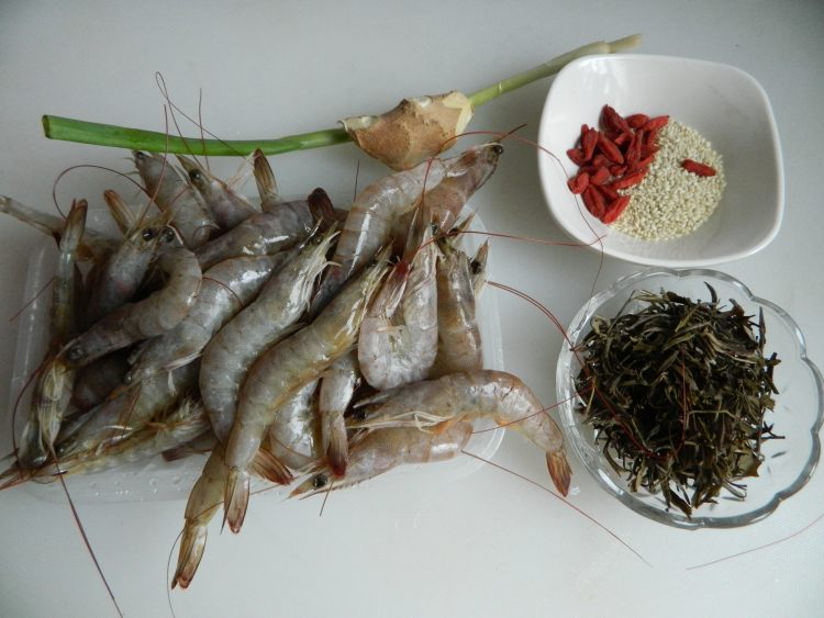 茶焖大虾步骤1