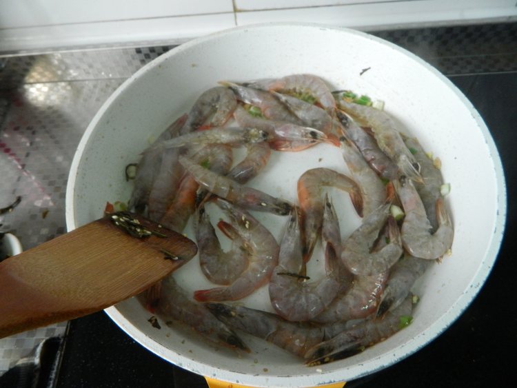 茶焖大虾步骤12