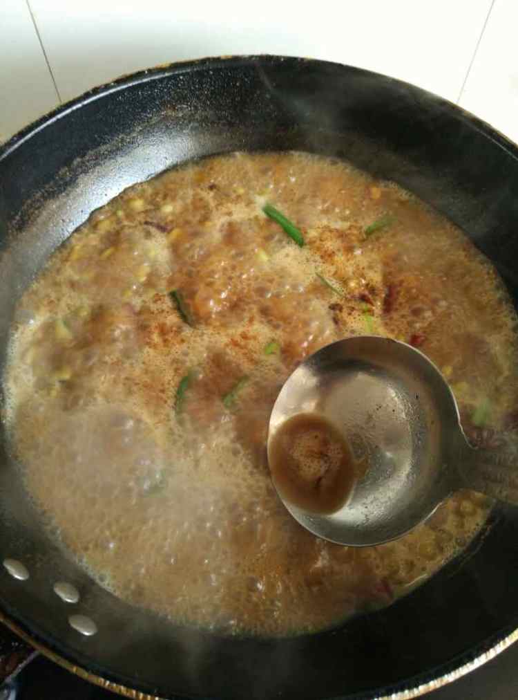 咸鸡烧黄豆步骤5