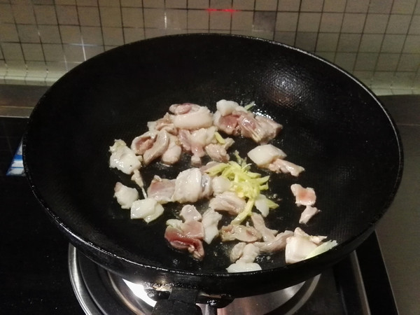 豆角焖肉步骤4