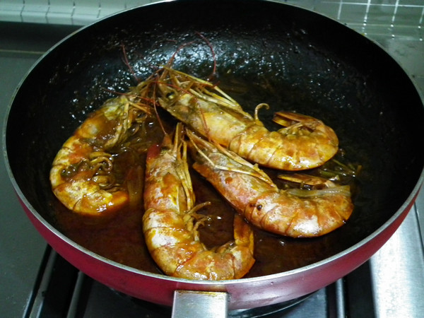 油焖阿根廷红虾步骤10