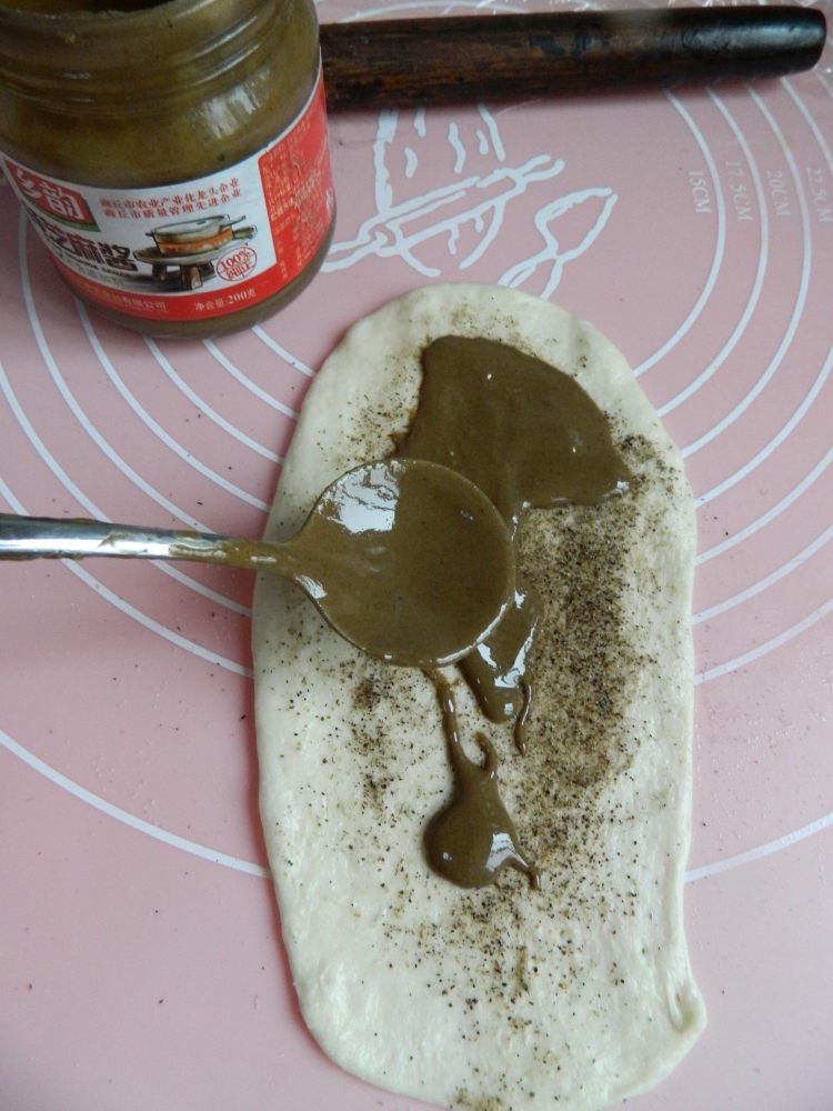 老北京麻酱烧饼步骤8