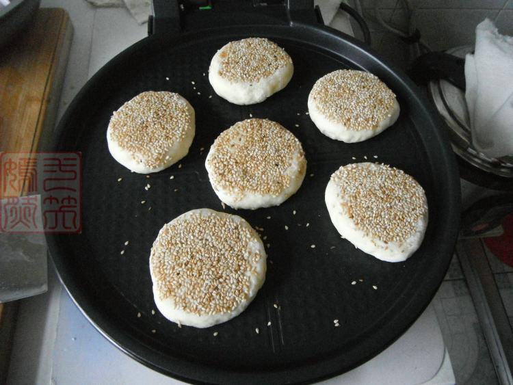老北京油酥芝麻烧饼步骤15