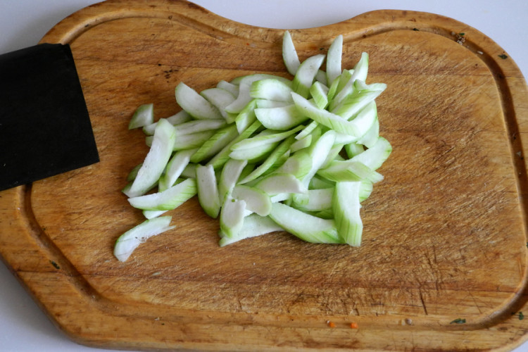 葱椒鸡片步骤4