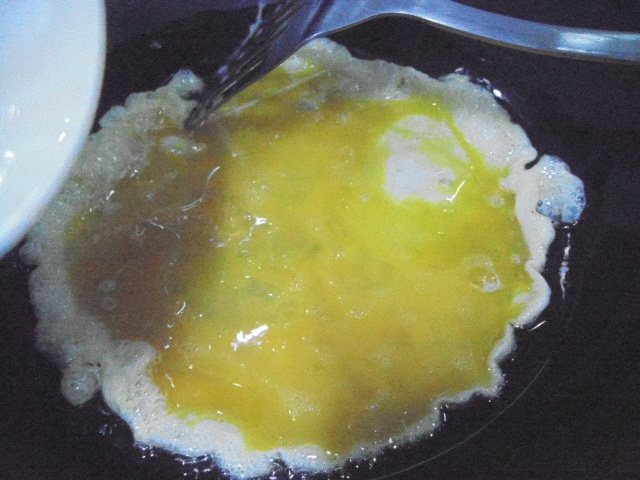 木耳鸡蛋炒菜花步骤4