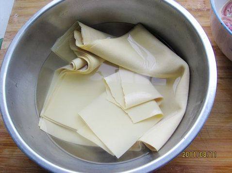 莲花酱肉丝步骤2