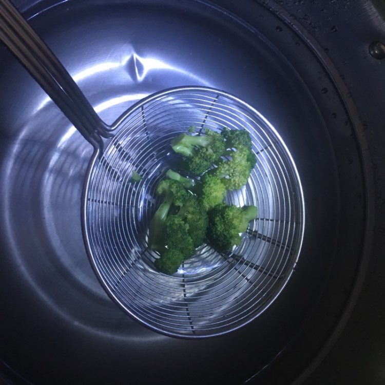 番茄海鲜意面步骤7