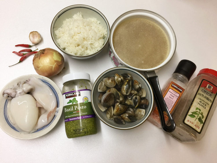辣味双鲜青酱燉饭步骤1