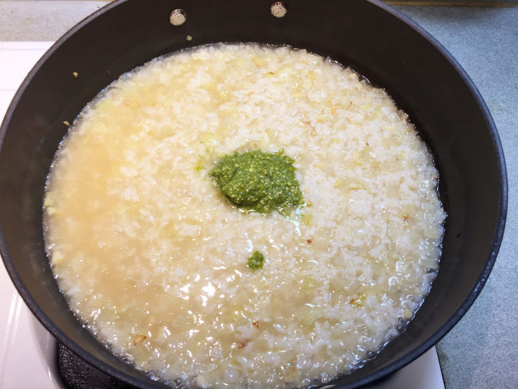 辣味双鲜青酱燉饭步骤7